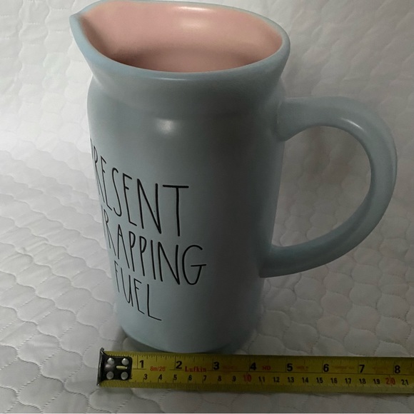 RAE DUNN DRINK PITCHER . - Picture 6 of 6